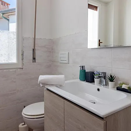 Brg Sx- Attico Terrazza Vista Panoramica Lungarni Pisani * Piza