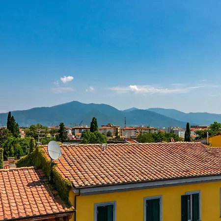 Attico Terrazza Vista Panoramica Lungarni Pisani